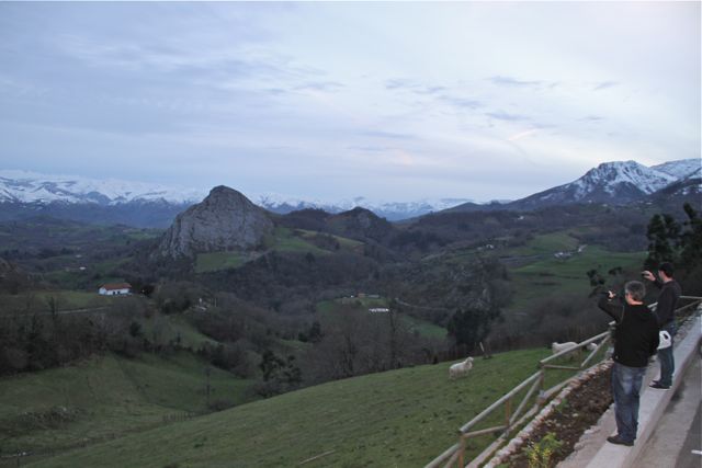 Atardece_en_el_restaurante_de_Nacho_Manzano_Casa_Marcial_Blog_Esteban_Capdevila