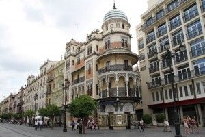 AVENIDA_DE_LA-CONSTITUCION_DE-SEVILLA_BLOG_ESTEBAN_CAPDEVILA