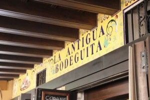 LA ANTIGUA BODEGUITA. SEVILLA. BLOG ESTEBAN CAPDEVILA