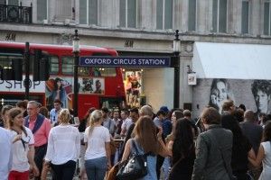 HORA PUNTA EN OXFORD CIRCUS, LONDRES. BLOG ESTEBAN CAPDEVILA