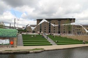 ESPACIO URBANÍSTICO DE LONDRES DE GRAIN STORE. BLOG ESTEBAN CAPDEVILA