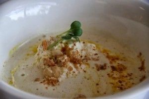 Crema de calabaza con Espuma de Foie y Crocanti de Cordes de Rikard Hult. Blog Esteban Capdevila