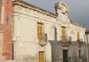 Fachada del Museo del Cerrato. Hospital Santo Tomás. Blog Esteban Capdevila