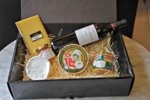 Caja regalo quesos y vino de Los Quesos de Lámèlie. Blog Esteban Capdevila