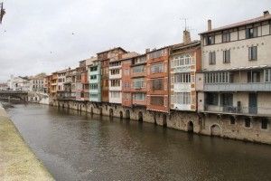 Río Tarn a su paso por Castres en Francia. Blog Esteban Capdevila