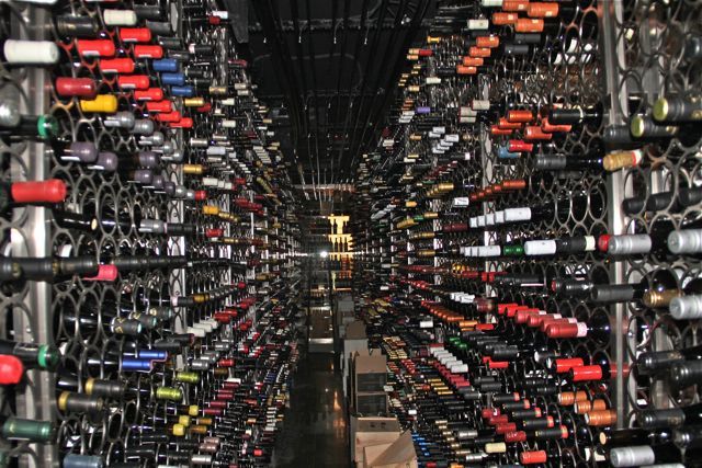 BODEGA DE MONVINIC BARCELONA. BLOG ESTEBAN CAPDEVILA