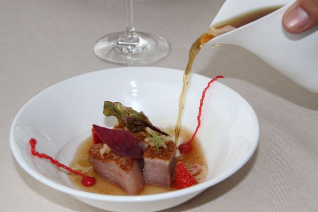 BONITO-ROJO-ANNUA-BLOG-ESTEBAN-CAPDEVILA